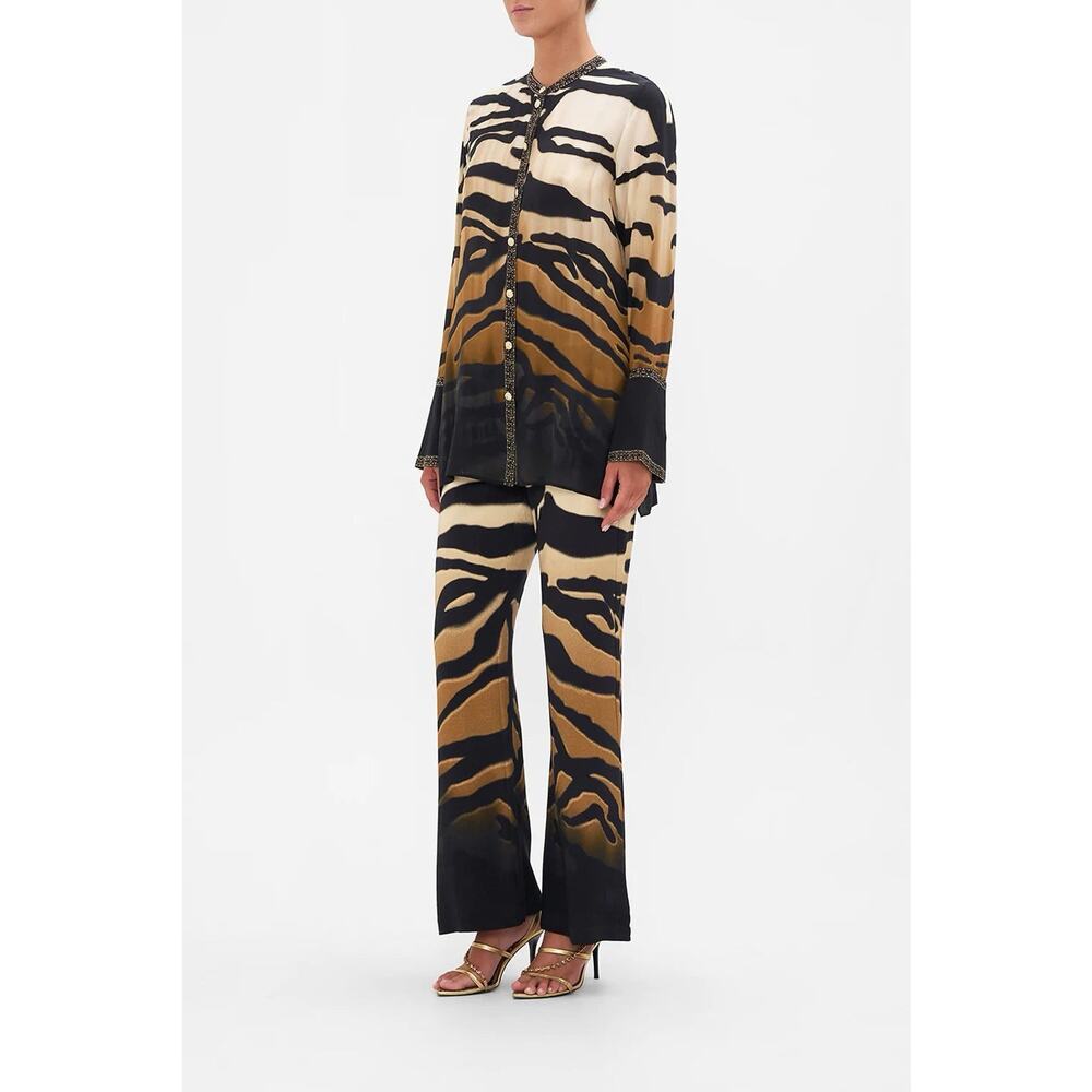 Camilla Silk Shirt Top Women’s Small Tame My Tiger Animal Print Button Up $599 - Picture 4 of 16